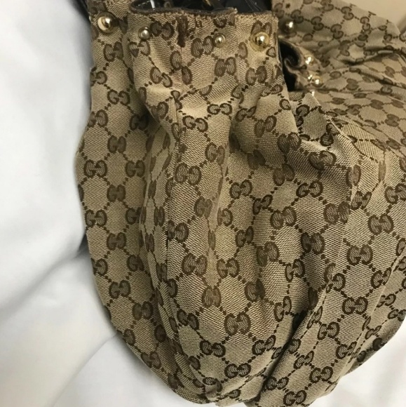 Authentic Gucci Studded Pelham Handbag - Picture 5 of 7